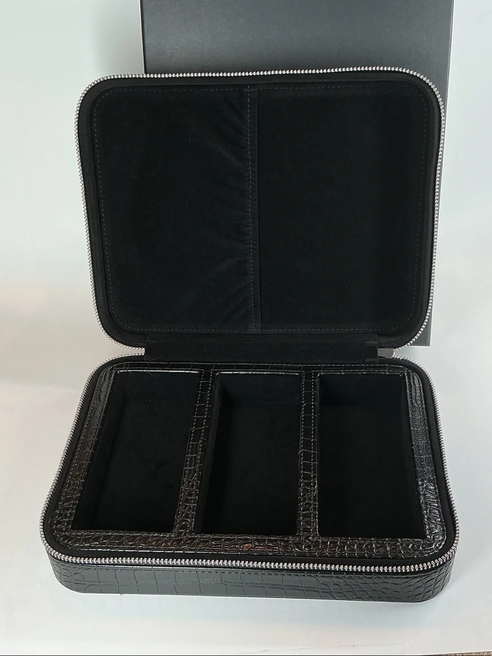 Carolina Lemke Croc Embossed Sunglasses Jewelry Travel Storage Case (new in box)